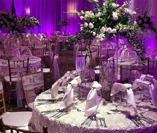 purple wedding table