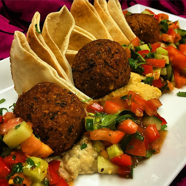 Falafel plate